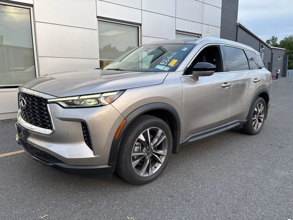 2023 INFINITI QX60 LUXE AWD's photo