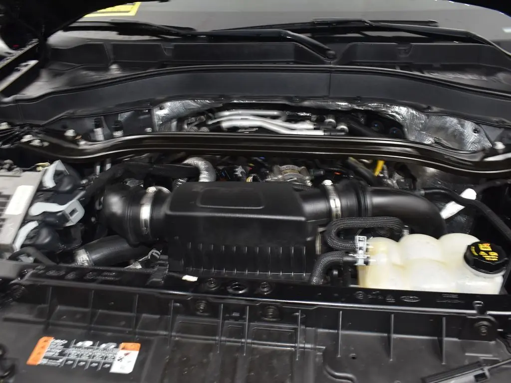 2020 Ford Explorer ST photo 2