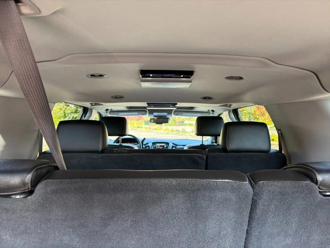 2016 Chevrolet Suburban LT photo 22