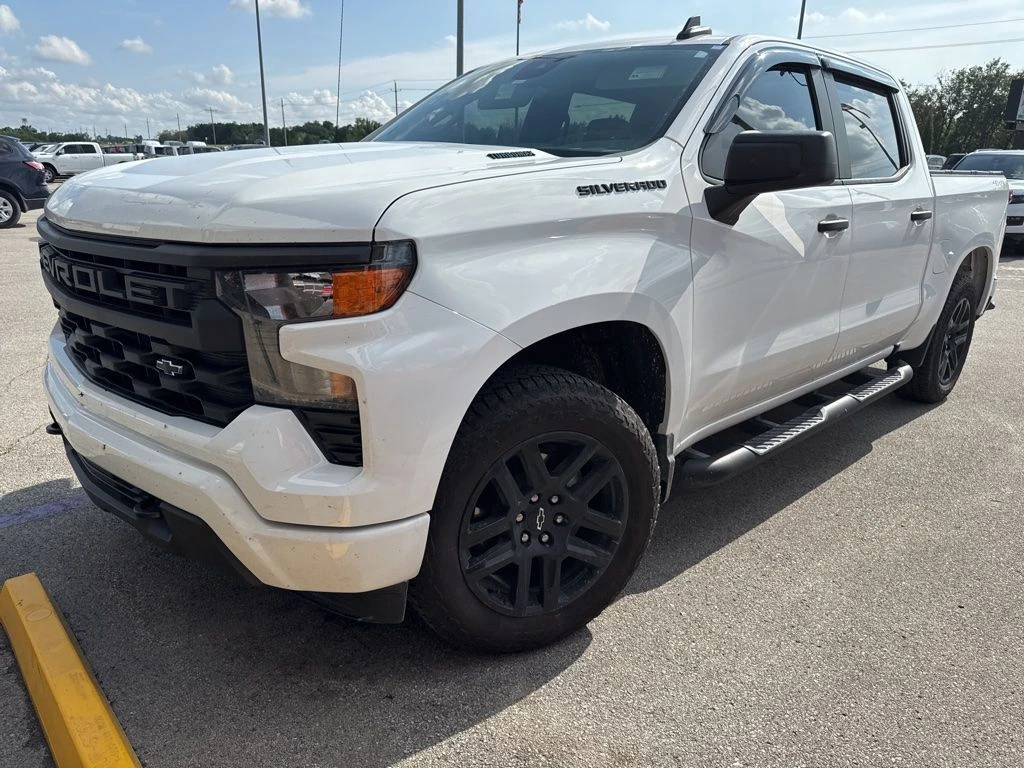 2026 Chevrolet Silverado 1500 Custom 4X4 Crew Cab Short Box's photo