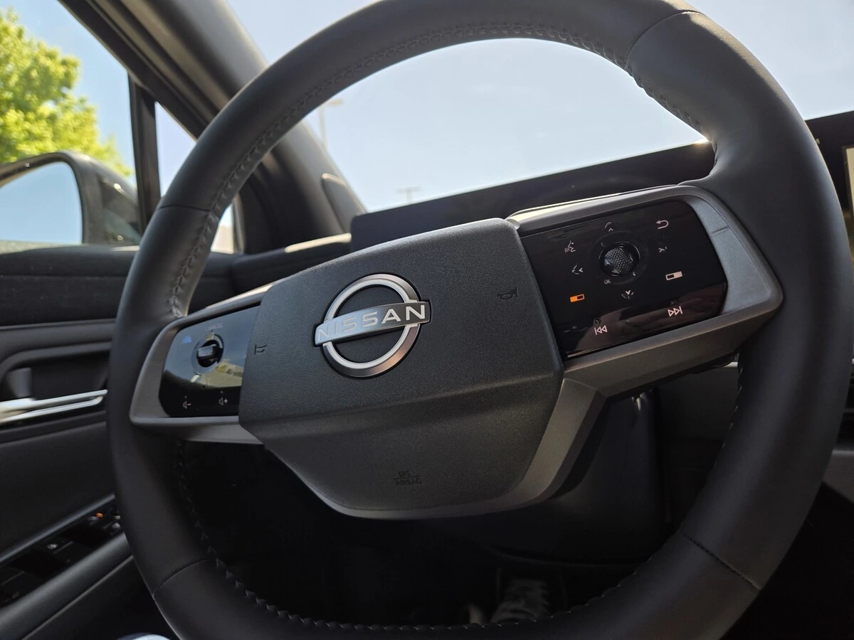 2026 Nissan LEAF Platinum+ - Photo 13