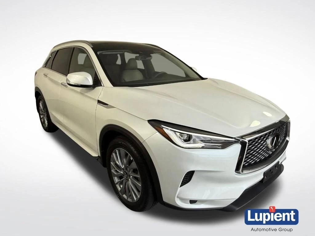 2023 INFINITI QX50 Luxe AWD's photo