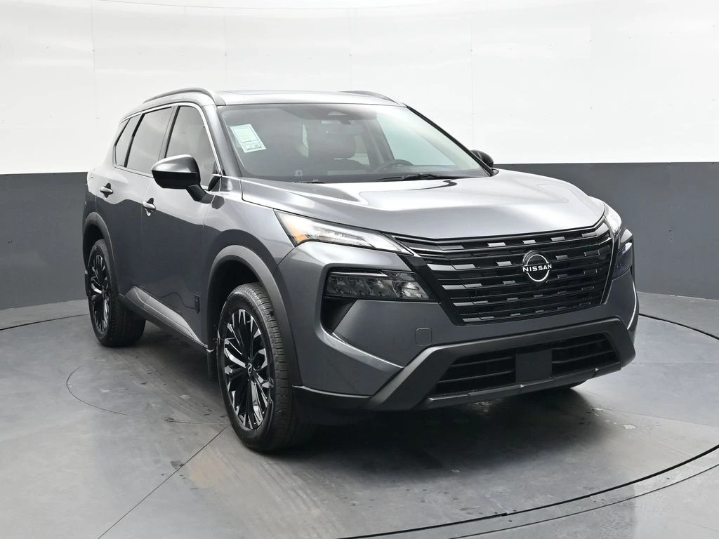 2026 Nissan Rogue SV's photo