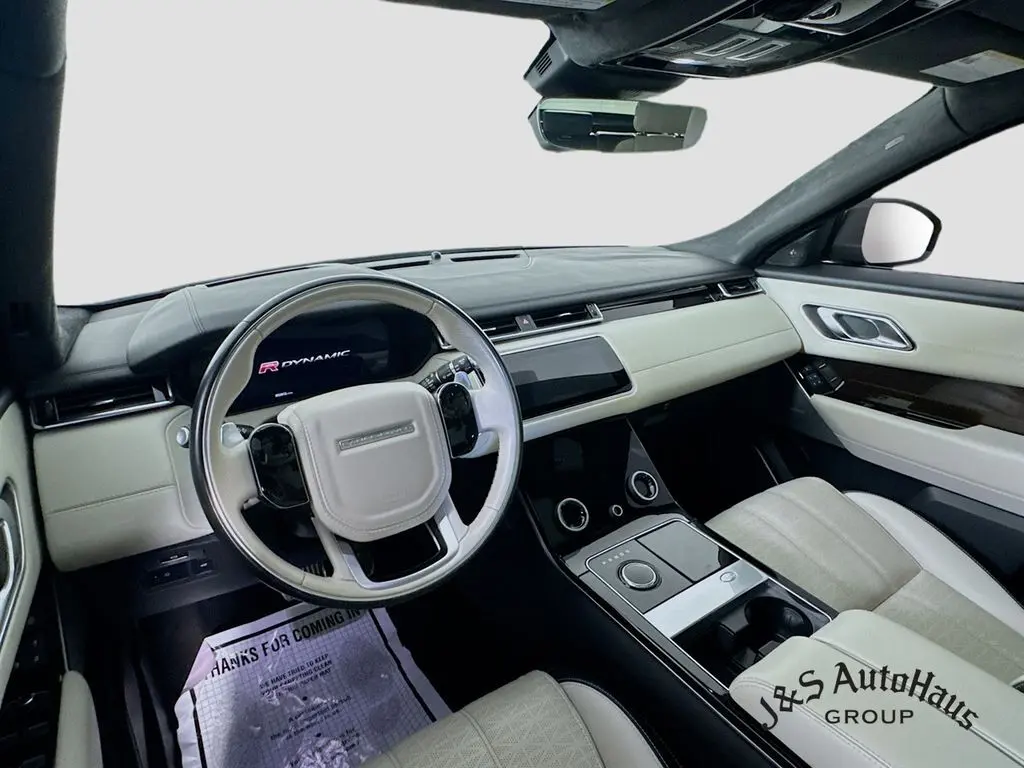 2018 Land Rover Range Rover Velar R-Dynamic HSE photo 27