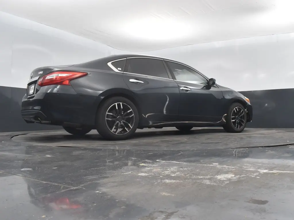 2016 Nissan Altima 2.5 S photo 38
