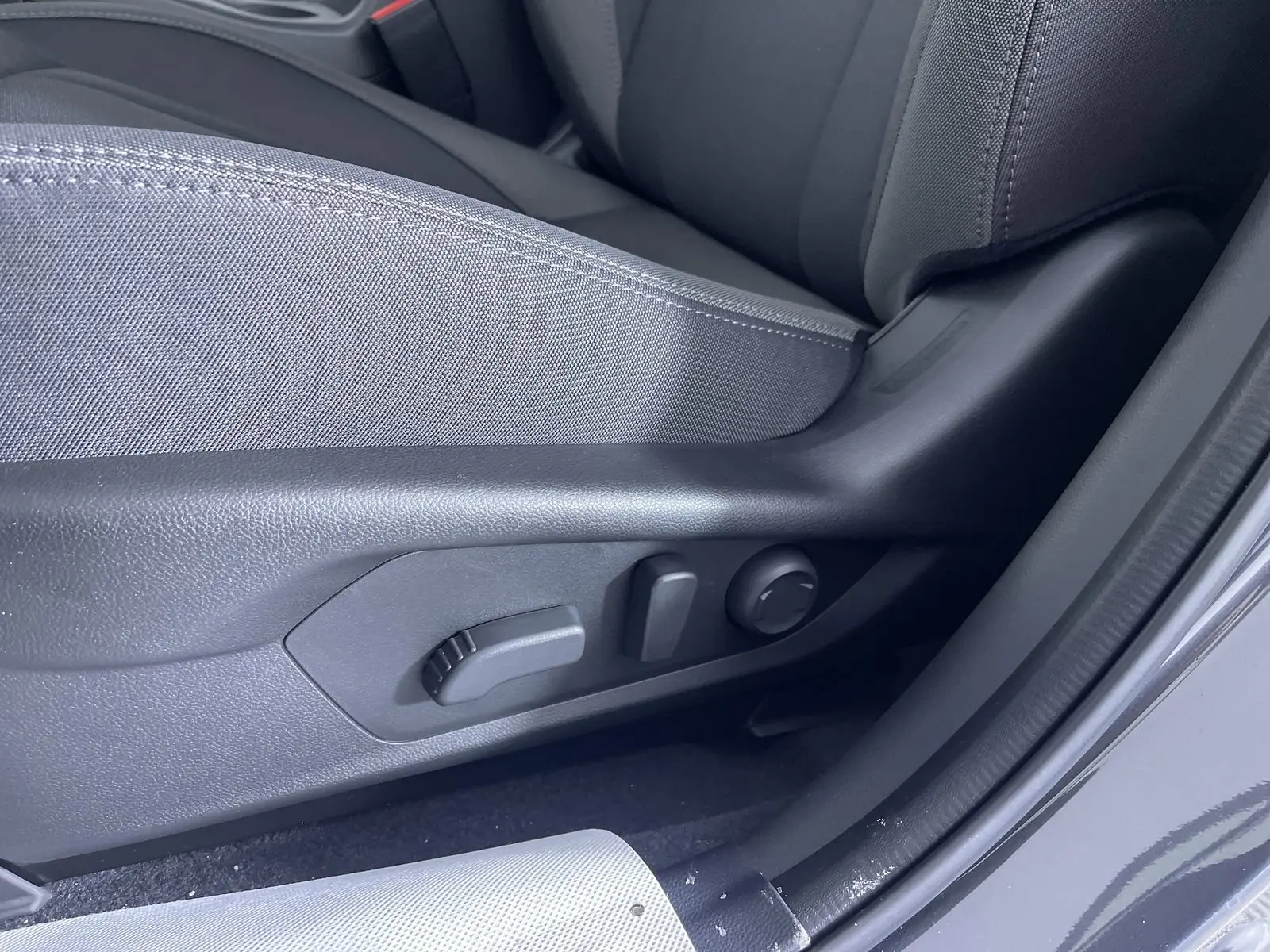 2025 Subaru Crosstrek Premium photo 11