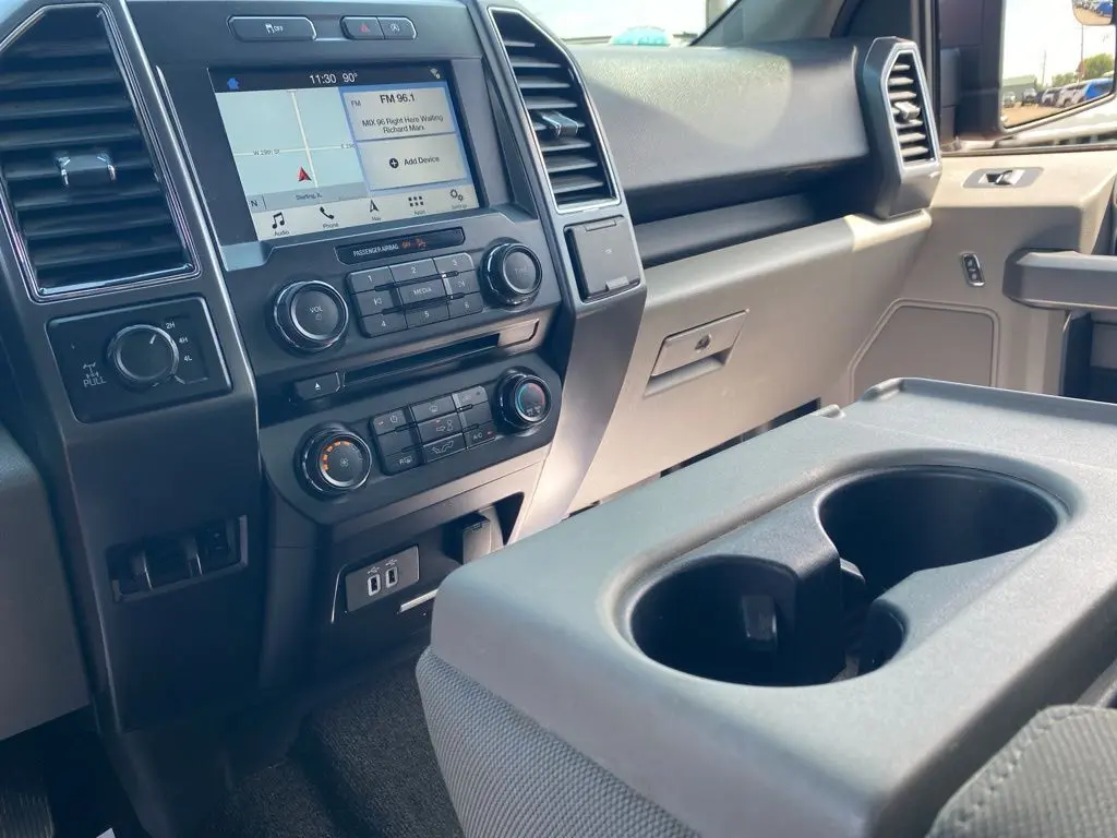 2018 Ford F-150 XLT photo 32