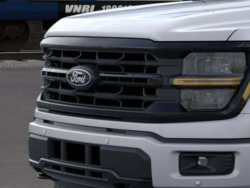 2025 Ford F-150 XLT photo 15