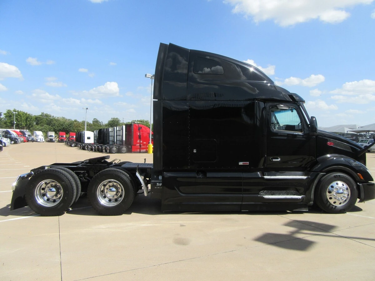 2023 Peterbilt 579 — photo 5