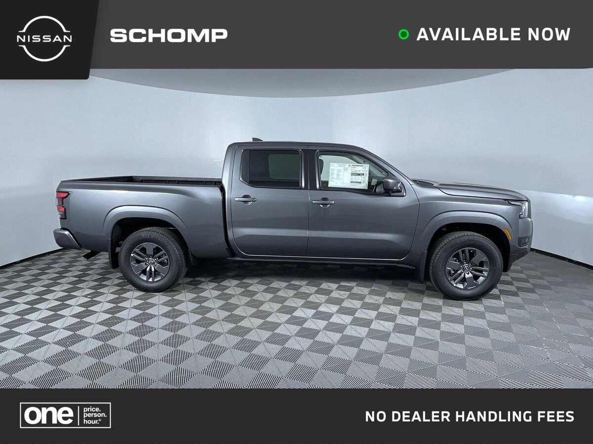 2026 Nissan Frontier SV's photo