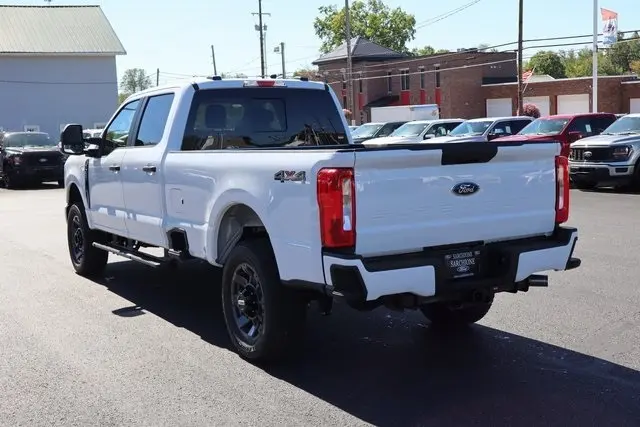 2026 Ford F-350 photo 15