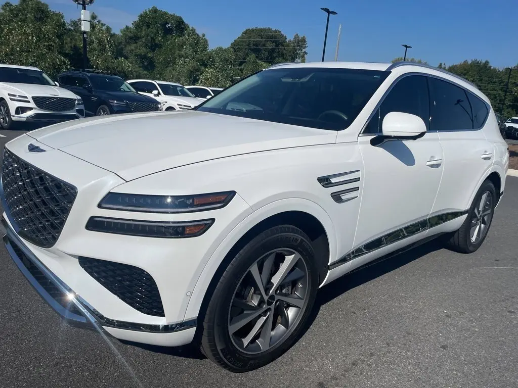 2025 Genesis GV80 3.5T Advanced AWD photo 2
