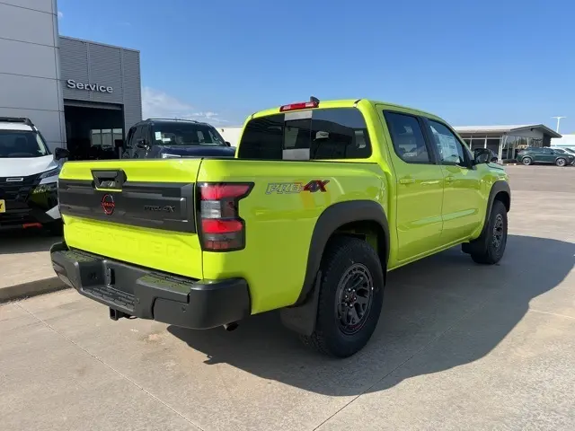 2026 Nissan Frontier PRO-4X photo 7