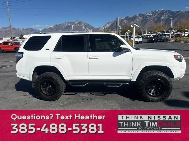 2015 Toyota 4Runner Base photo 5