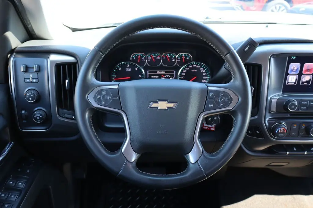 2015 Chevrolet Silverado LT photo 15