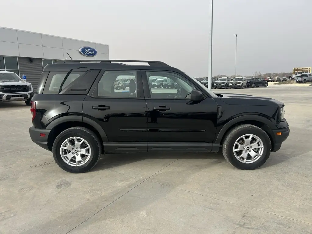 Used 2021 Ford Bronco Sport Base with VIN 3FMCR9A67MRA59560 for sale in Clay Center, KS