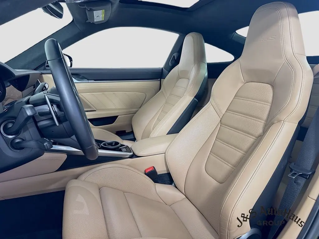 2022 Porsche 911 Turbo S photo 11