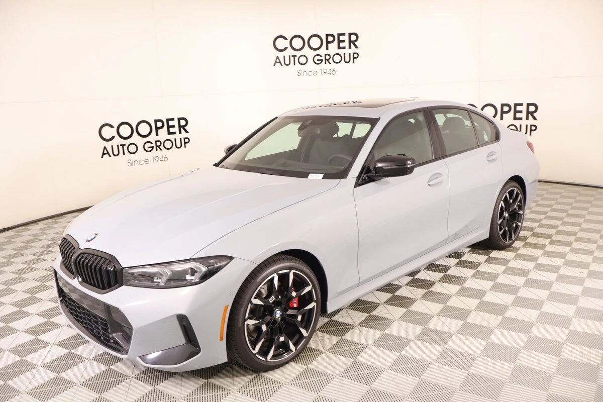 2026 BMW 3 Series 330i - Photo 10