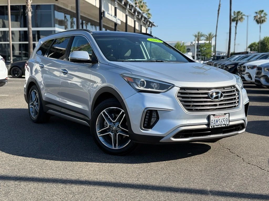 2017 Hyundai Santa Fe Limited Ultimate FWD's photo