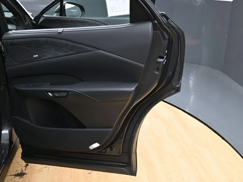 2025 Lexus RX Hybrid 350h - Photo 31