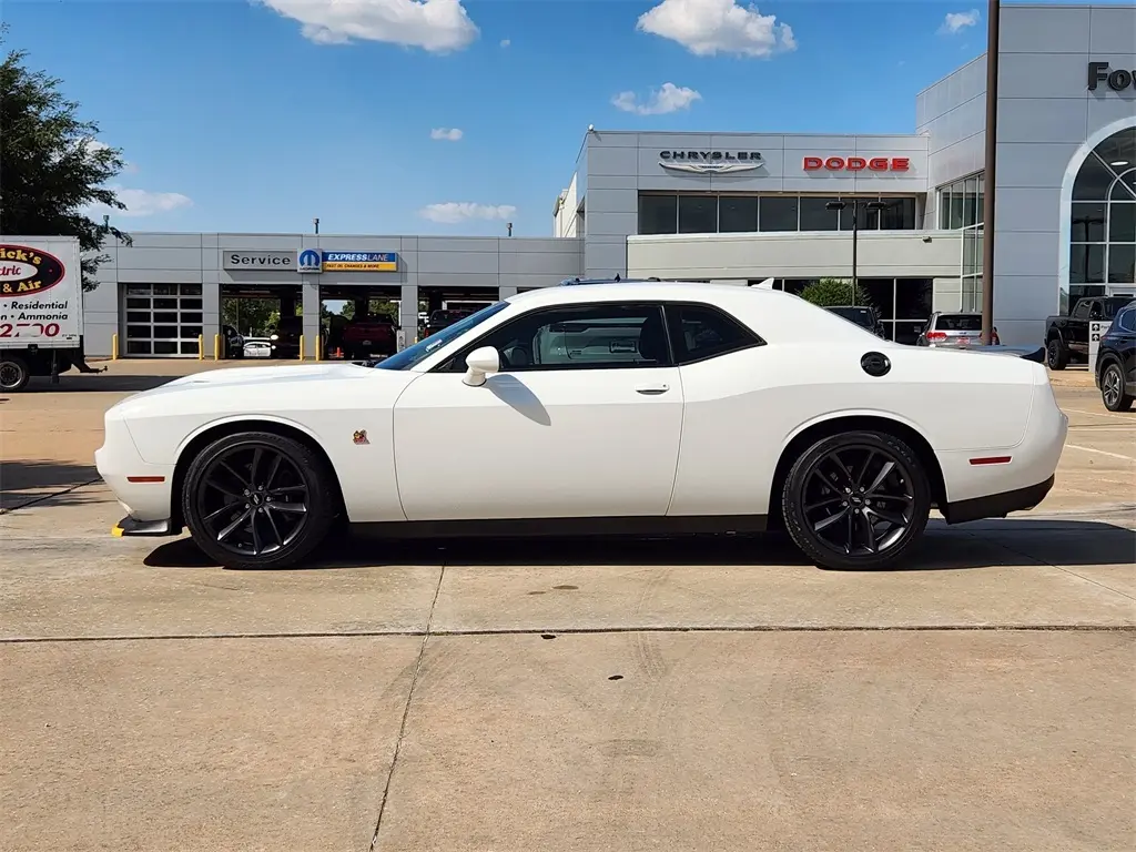 2019 Dodge Challenger R/T Scat Pack photo 4