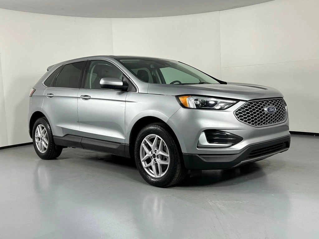 2024 Ford Edge SEL's photo