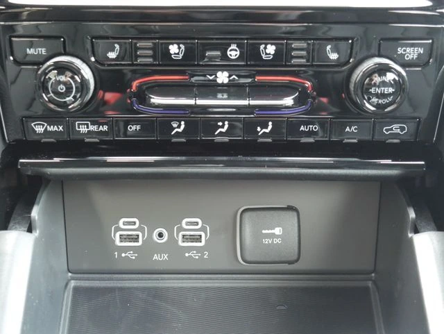 2025 Jeep Grand Cherokee Overland - Photo 25