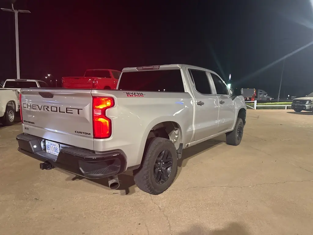 2022 Chevrolet Silverado 1500 Custom Trail Boss photo 4