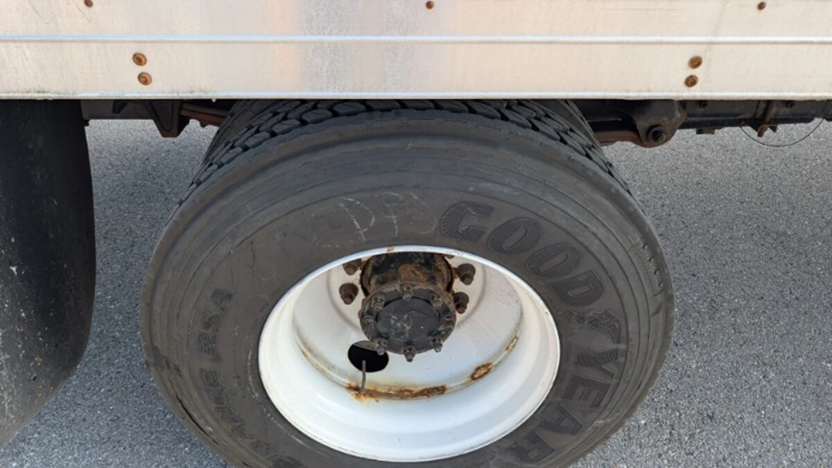 2022 Freightliner M2 106 — photo 5
