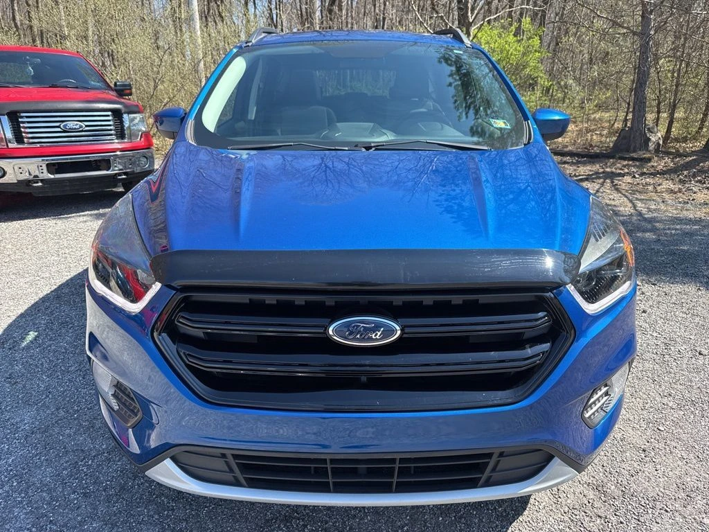 Used 2017 Ford Escape SE with VIN 1FMCU9GD4HUB76421 for sale in Homer City, PA