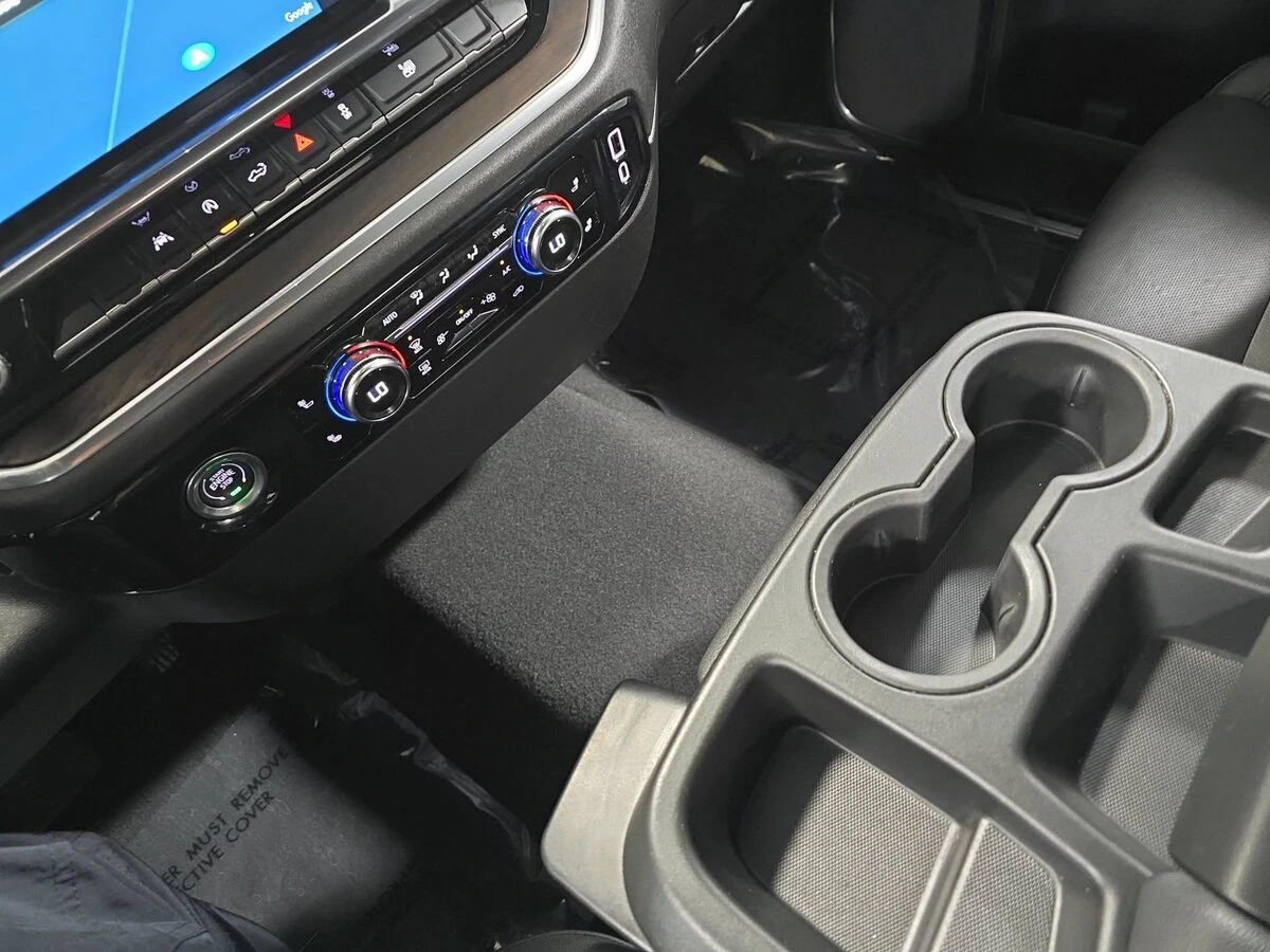 2024 GMC Sierra 1500 SLT - Photo 25