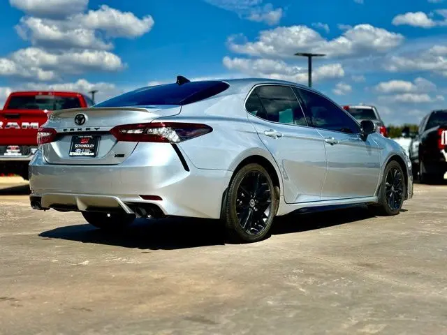 2021 Toyota Camry XSE photo 2