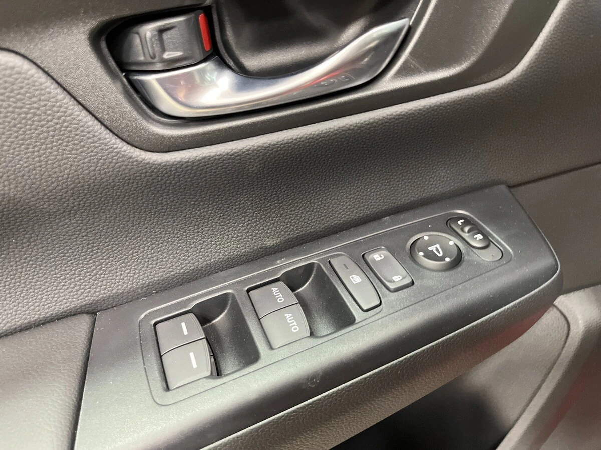 2026 Honda CR-V EX - Photo 17