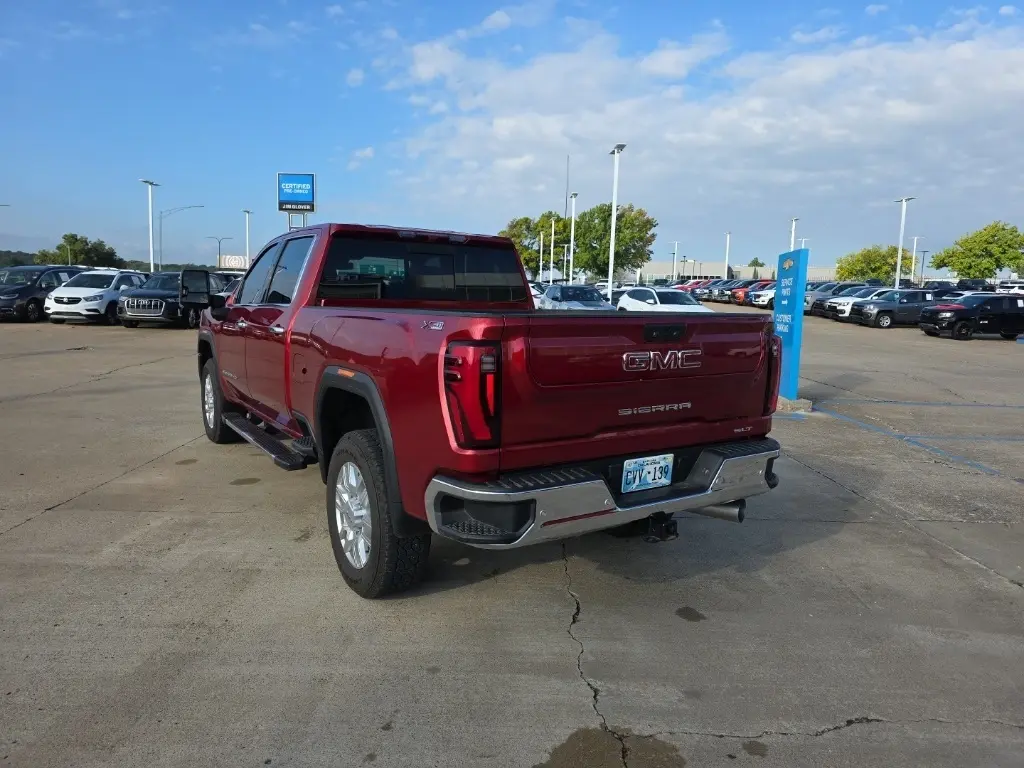 2024 Gmc Sierra HD SLT photo 7
