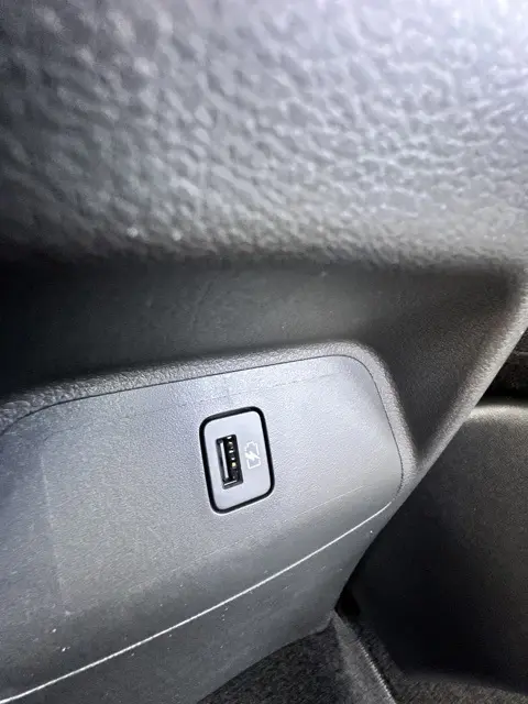 2025 Nissan Sentra SV photo 30