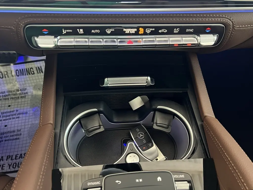 2026 Mercedes Benz GLS 580 4MATIC photo 18