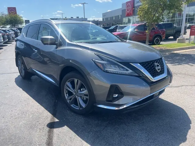 2024 Nissan Murano Platinum photo 2