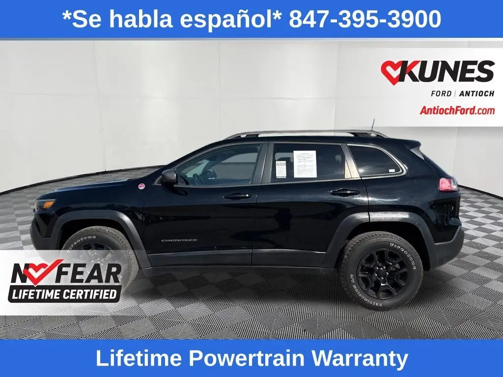 2020 Jeep Cherokee Trailhawk photo 3