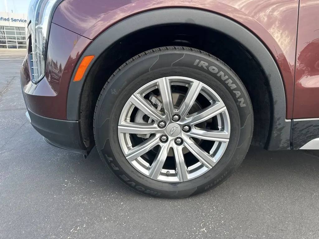 2023 Cadillac XT4 Premium Luxury photo 7
