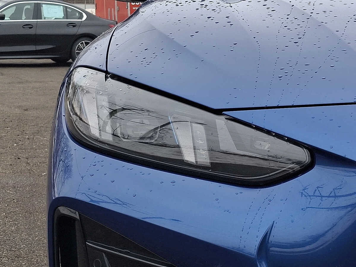 2025 BMW 4 Series 430i - Photo 9