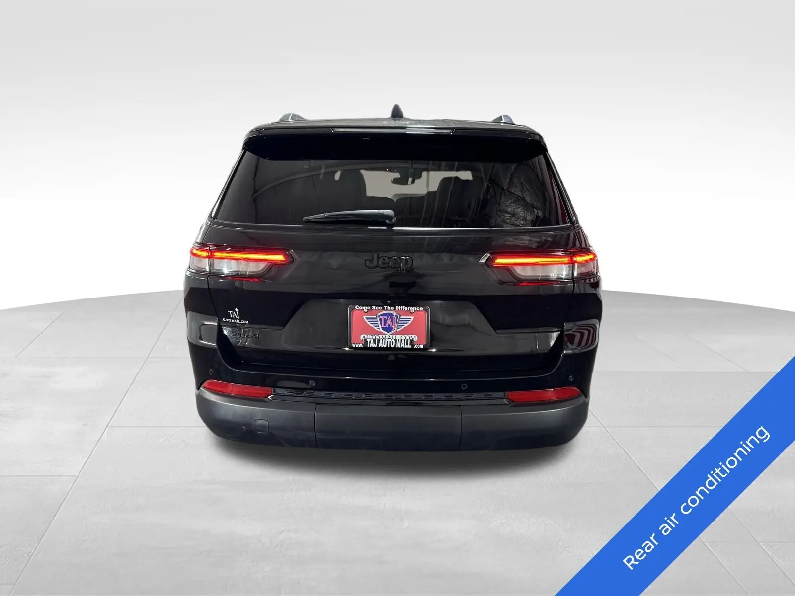 2024 Jeep Grand Cherokee Altitude photo 5