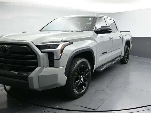 2024 Toyota Tundra Limited photo 3