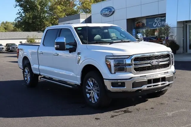 2025 Ford F-150 Lariat photo 2