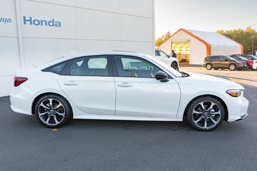 2026 Honda Civic Sport Touring - Photo 16