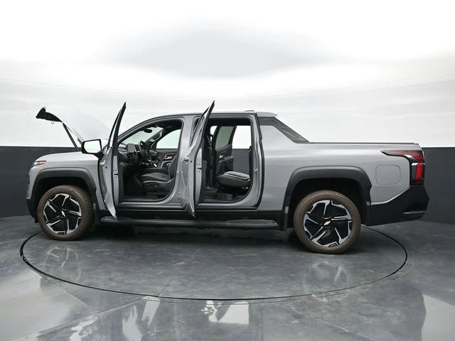 2026 Chevrolet Silverado EV LT - Photo 44
