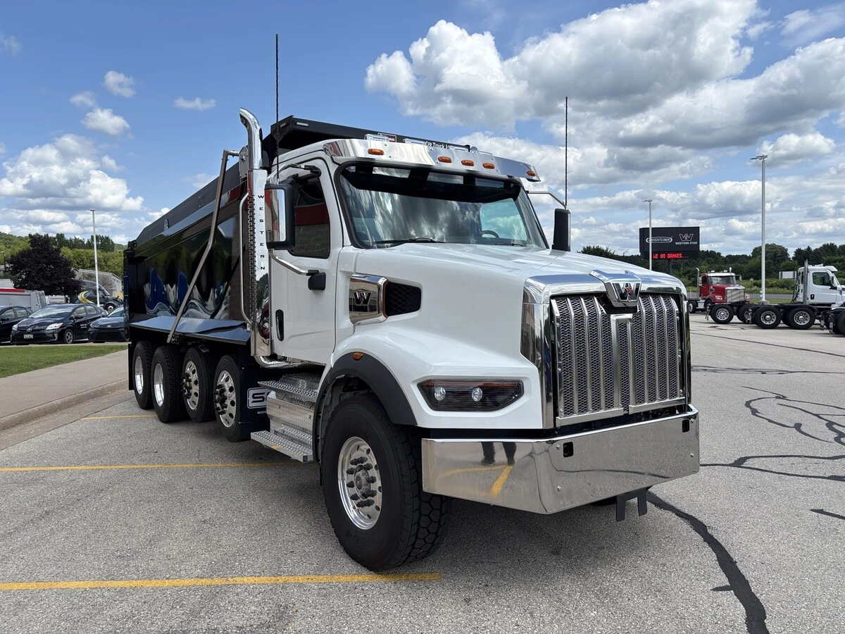 2026 Western Star 49X in La Crosse, WI — photo 3