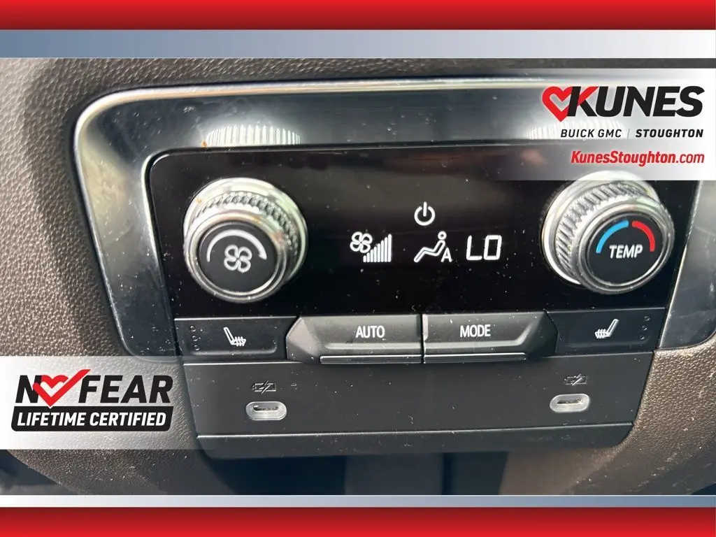 2023 Gmc Yukon XL SLT photo 36