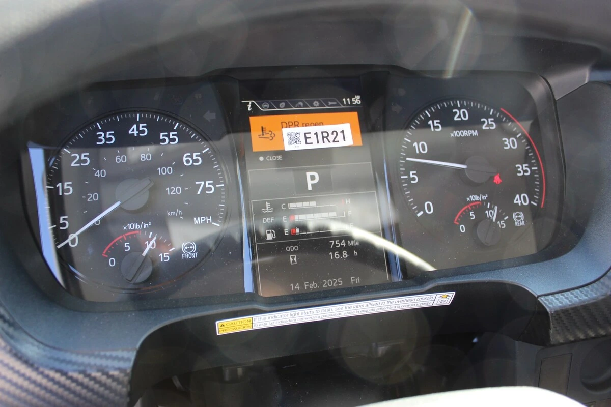 2025 Hino L6 - image 13