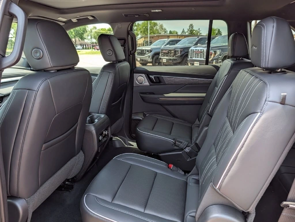 2026 Buick Enclave Avenir - Photo 35