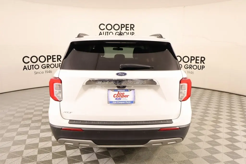 2023 Ford Explorer XLT photo 20